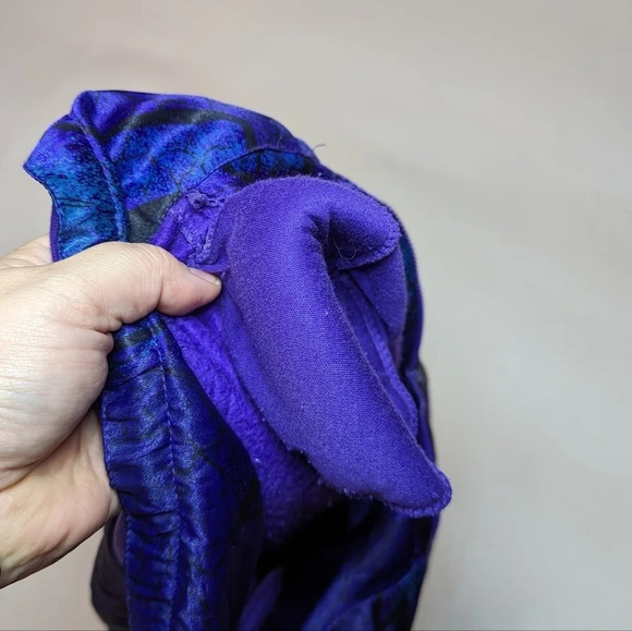 Vintage Lady Foot Locker Purple Silky Satin Accent 1/4 Zip Up Sweatshirt Sweater - Picture 9 of 10